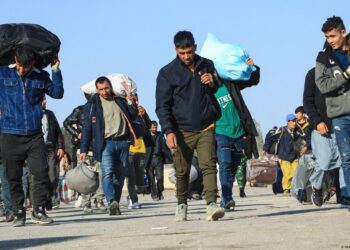 له ایران او پاکستان څخه د کډوالو ایستل دوام لري؛ ۵۹۹ کورنۍ د سرحدي دروازو له لارې هېواد ته راستانه شوې