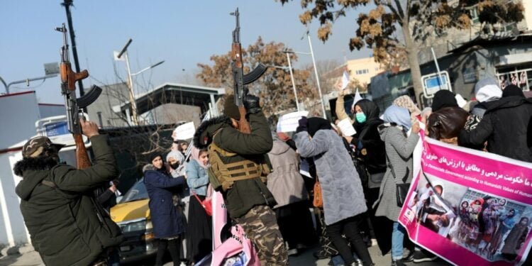 یک نهاد بین‌المللی: طالبان تبعیض جنسیتی را به امری معمول در افغانستان بدل کرده‌اند