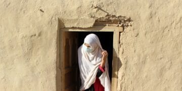 دو سالگیِ سیاهترین شبِ سال؛ یلدای بیفروغِ دختران دانشجو