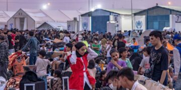 فدراسیون بین‌المللی حقوق بشر: اخراج گسترده مهاجران افغان از ایران و پاکستان نقض سیستماتیک حقوق بشر است