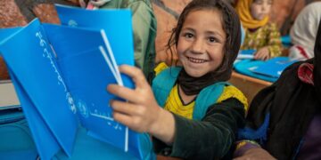 یونیسف برنامه گسترده توزیع لوازم تعلیمی را در افغانستان آغاز کرد