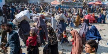 نزدیک به یک هزار و ۵۰۰ خانواده مهاجر در یک روز به کشور بازگشتند