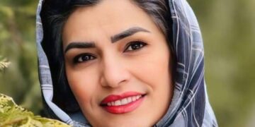 هیچ کشوری با حذف نیمی از جمعيت خود توسعه نمی‌یابد؛ گفت‌وگو با فروزان خلیل‌یار