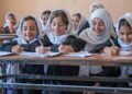 دیدبان حقوق افغانستان: دختران افغانستان هنوز در انتظار یک صنف درسی استند